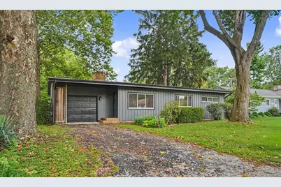 1612 Chevy Chase Drive, Champaign, IL 61821 - Photo 3