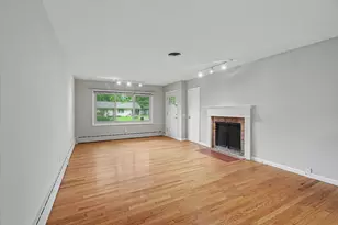 1612 Chevy Chase Dr, Champaign, IL 61821 - Photo 9
