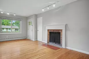 1612 Chevy Chase Dr, Champaign, IL 61821 - Photo 11