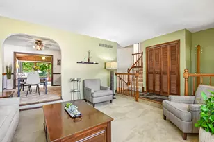 213 E Willow St, Elburn, IL 60119 - Photo 7