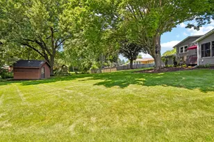 213 E Willow St, Elburn, IL 60119 - Photo 31