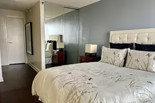 1122 N Clark St, Chicago, IL 60638 - Photo 15