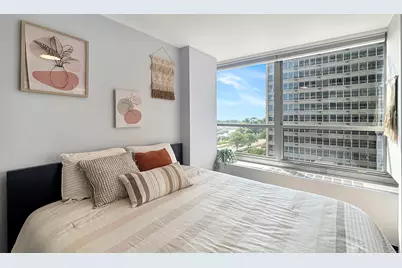 3550 N Lake Shore Drive #817, Chicago, IL 60657 - Photo 11