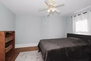 633 Lillie St, Elgin, IL 60120 - Photo 17