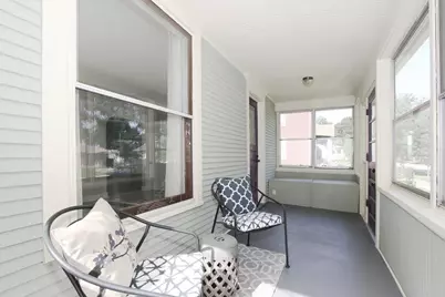 633 Lillie Street, Elgin, IL 60120 - Photo 3