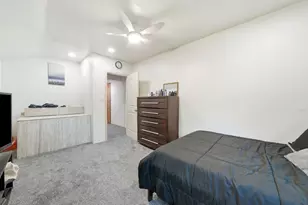 2007 34th St, Zion, IL 60099 - Photo 17