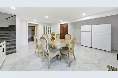 2007 34th Street, Zion, IL 60099 - Photo 9