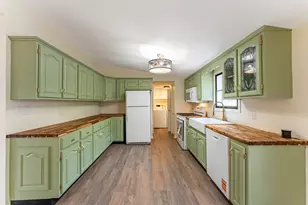 25 Cedar Ln, Sandwich, IL 60548 - Photo 3