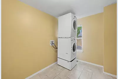 3076 Hampshire Lane, Waukegan, IL 60087 - Photo 15