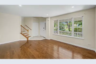 3076 Hampshire Lane, Waukegan, IL 60087 - Photo 5