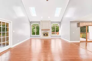 6722 Sweetbriar Ln, Darien, IL 60561 - Photo 29