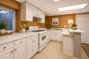 6722 Sweetbriar Ln, Darien, IL 60561 - Photo 71
