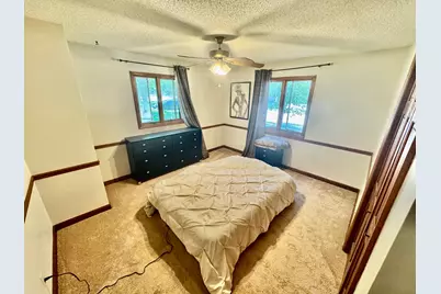 640 Fairway Lane, Sycamore, IL 60178 - Photo 23