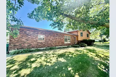 640 Fairway Lane, Sycamore, IL 60178 - Photo 27
