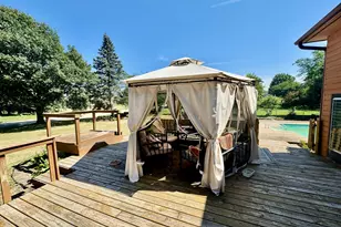 640 Fairway Ln, Sycamore, IL 60178 - Photo 9