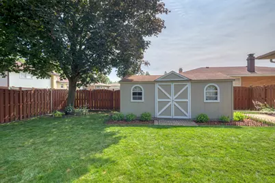 1338 W Holtz Avenue, Addison, IL 60101 - Photo 43