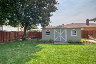 1338 W Holtz Ave, Addison, IL 60101 - Photo 43