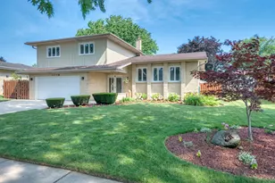1338 W Holtz Ave, Addison, IL 60101 - Photo 3