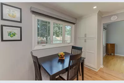 1338 W Holtz Avenue, Addison, IL 60101 - Photo 17