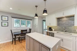 1338 W Holtz Ave, Addison, IL 60101 - Photo 15