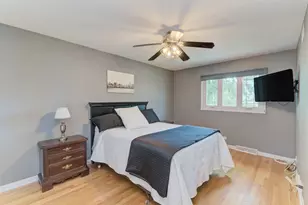 1338 W Holtz Ave, Addison, IL 60101 - Photo 31