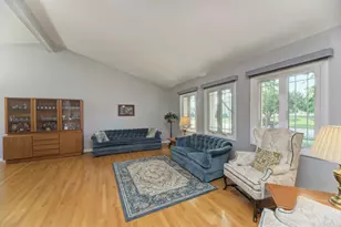 1338 W Holtz Ave, Addison, IL 60101 - Photo 7
