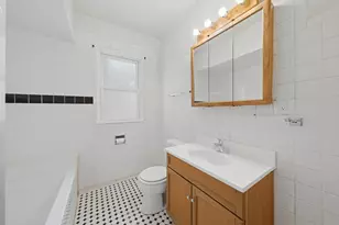 5706 N Maplewood Ave, Chicago, IL 60659 - Photo 25