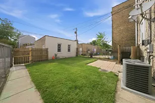 5706 N Maplewood Ave, Chicago, IL 60659 - Photo 41