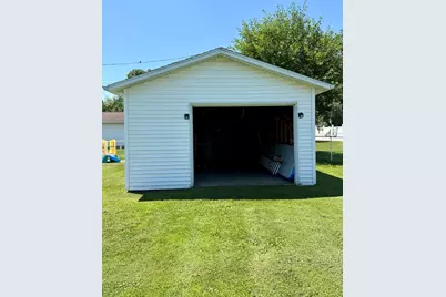 715 Hager Avenue, Milledgeville, IL 61051 - Photo 23