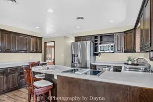 655 West End Dr, Manteno, IL 60950 - Photo 9