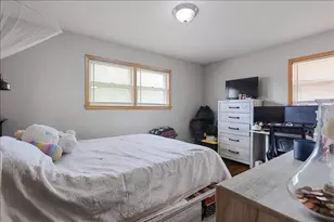 4912 St Paul Ct, Hillside, IL 60162 - Photo 17