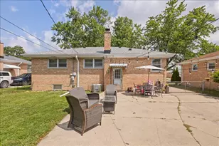 4912 St Paul Ct, Hillside, IL 60162 - Photo 7