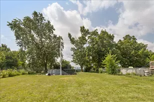 4912 St Paul Ct, Hillside, IL 60162 - Photo 5
