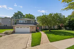 3923 Rutgers Ln, Northbrook, IL 60062 - Photo 1