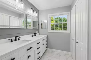3923 Rutgers Ln, Northbrook, IL 60062 - Photo 11