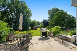240 Mack Dr, Hinckley, IL 60520 - Photo 25