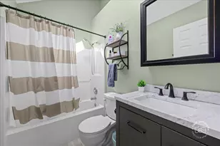 240 Mack Dr, Hinckley, IL 60520 - Photo 17