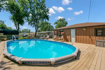 7635 Walnut Avenue, Woodridge, IL 60517 - Photo 21