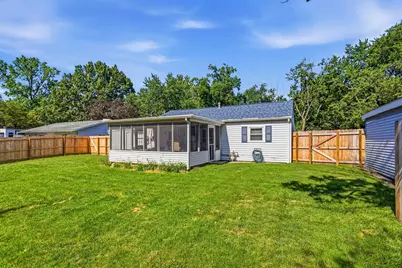 1406 Glendale Drive, Champaign, IL 61821 - Photo 7