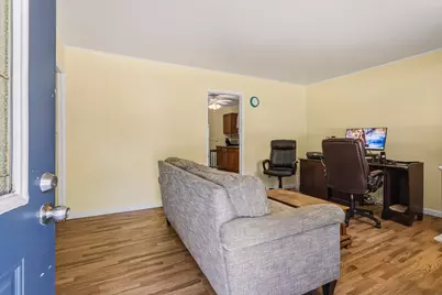 1406 Glendale Drive, Champaign, IL 61821 - Photo 9