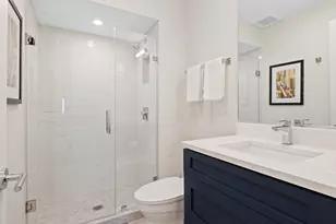 2100 N Lincoln Park West St, Chicago, IL 60614 - Photo 21