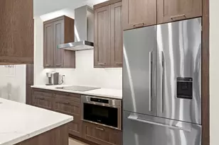 2100 N Lincoln Park West St, Chicago, IL 60614 - Photo 7