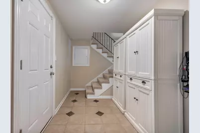 135 Cloverdale Lane, Schaumburg, IL 60194 - Photo 29