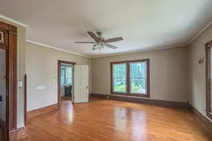 437 W Decatur St, Decatur, IL 62522 - Photo 31