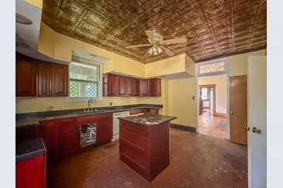 437 W Decatur Street, Decatur, IL 62522 - Photo 25