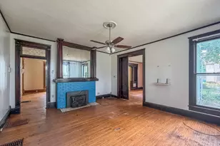 437 W Decatur St, Decatur, IL 62522 - Photo 17