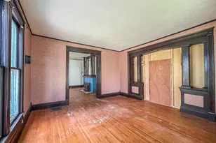 437 W Decatur St, Decatur, IL 62522 - Photo 11
