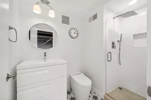 17 N Loomis St, Chicago, IL 60607 - Photo 19