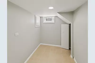 2110 Delaware Road, Waukegan, IL 60087 - Photo 19
