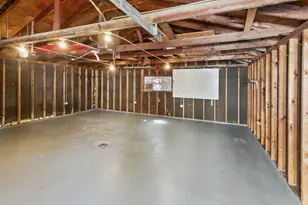 2110 Delaware Rd, Waukegan, IL 60087 - Photo 23